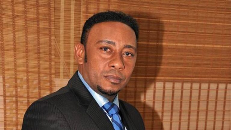 Abogado de Anthony Santos confirma reconocimiento de paternidad
