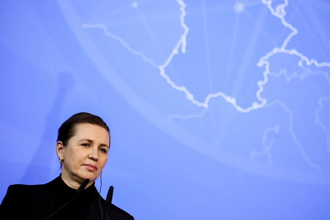 Frederiksen aboga por resolver crisis de Groenlandia con refuerzo presencia OTAN