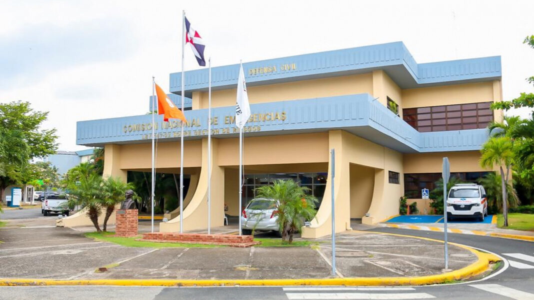 COE prohíbe salida de pequeñas embarcaciones por 48 horas