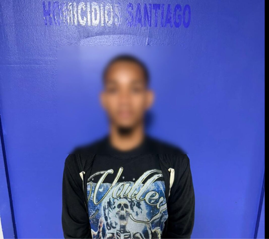 Tras asedio policial se entrega presunto autor de homicidio en Navarrete, Santiago