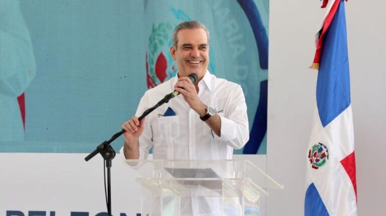 Abinader inaugurará este sábado recinto UASD en Bahoruco y entregará títulos de propiedad
