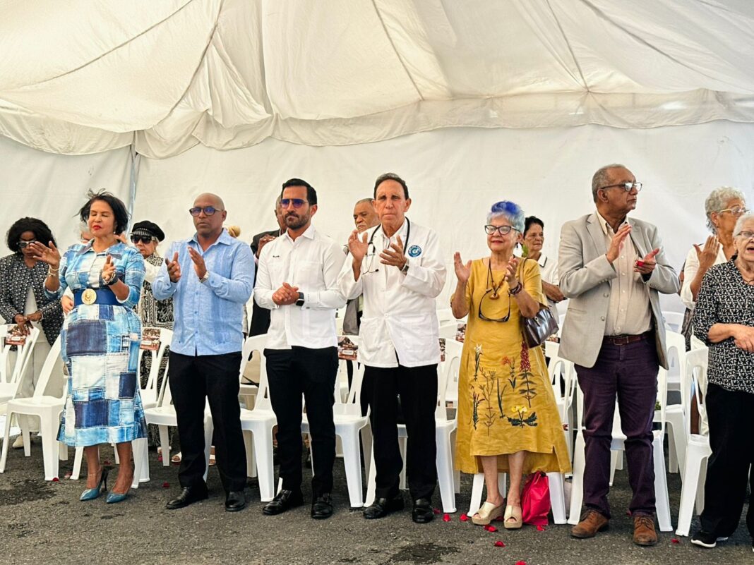 Con misa de acción de gracias Cruz Jiminián rinde homenaje a Virgen de la Altagracia