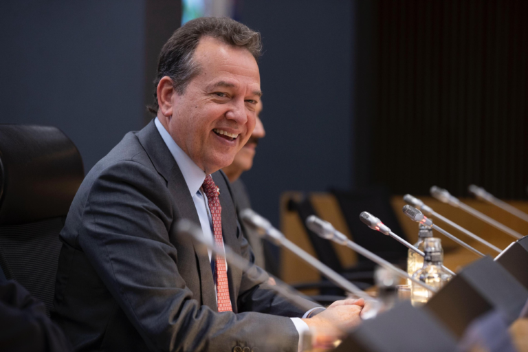 Ito Bisonó agradece al presidente Abinader la confianza y reafirma su compromiso desde el Ministerio de Vivienda