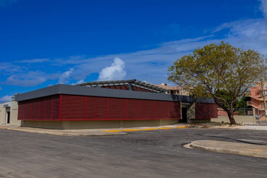 Presidente Abinader inaugura moderno mercado municipal en Higüey