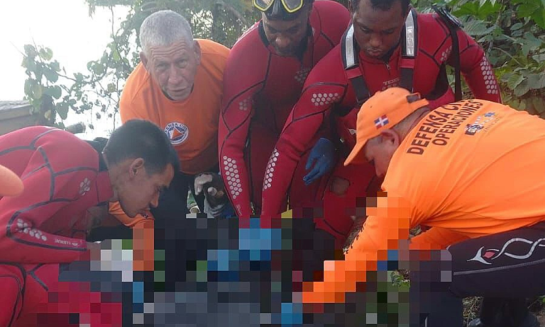 Recuperan cuerpo de hombre que cayó al río Isabela tras accidente en el puente Jacinto Peynado
