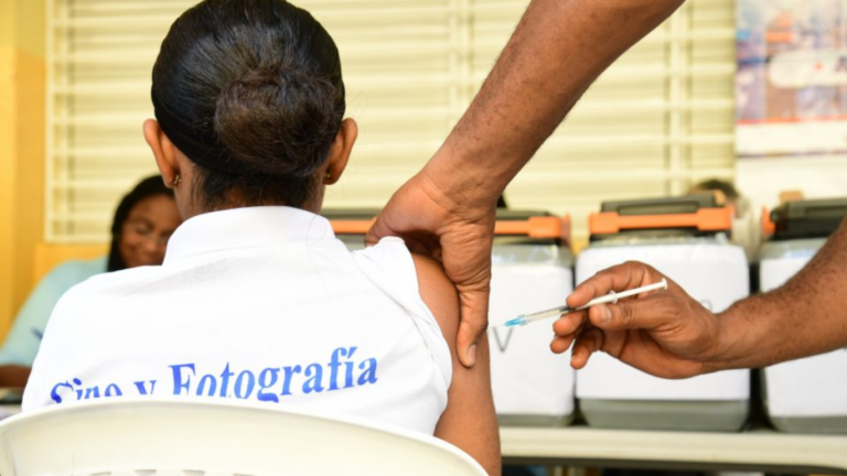Ministerio de Salud introducirá nueva vacuna contra el VPH al Esquema Nacional de vacunación