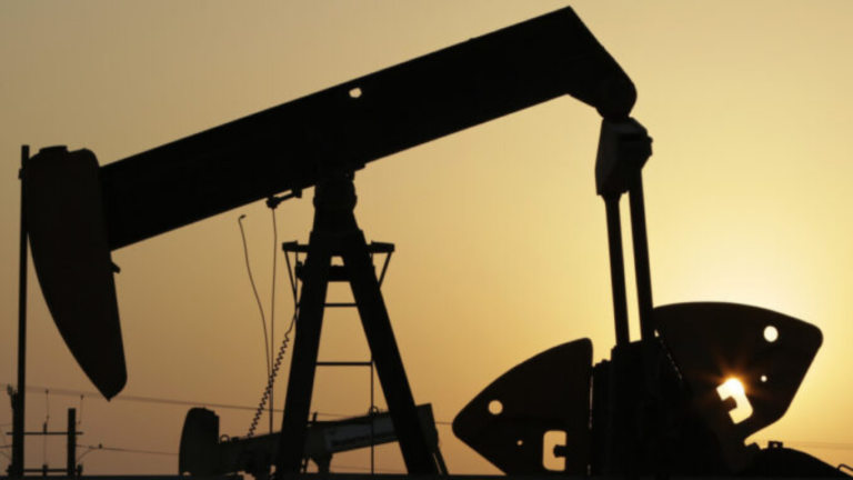 Guardia Revolucionaria iraní: "No permitiremos que salga ni una sola gota de petróleo de la región"