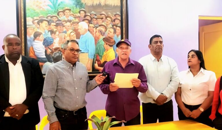 Indignación de Ocoa con anuncio de obras inexistentes