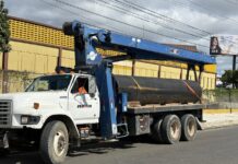 CAASD trabaja en corrección averías provocadas por empresa construye paso a desnivel en la 27 de Febrero