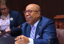 Alfredo Pacheco reitera compromiso con consenso en reforma laboral y aclara postura sobre la cesantía