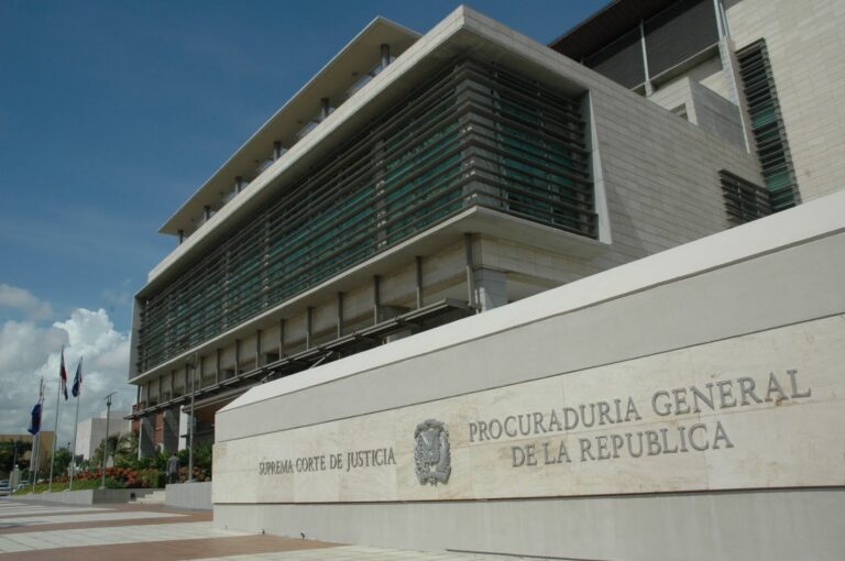 MP solicita coerción contra siete miembros de red dedicada al contrabando de mercancías