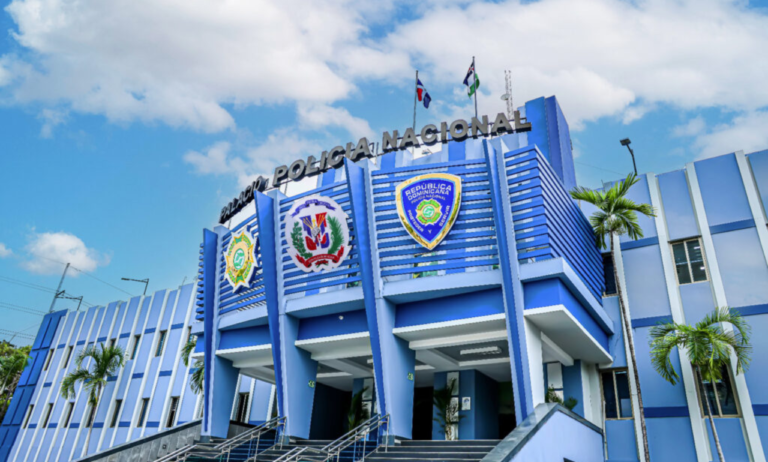 Policía Nacional rescata mujer secuestrada en Sabana Perdida y captura a tres implicados