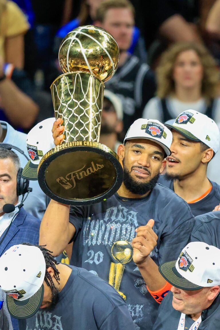 Towns celebra el título de la NBA: "Estaba escrito para Nueva York"