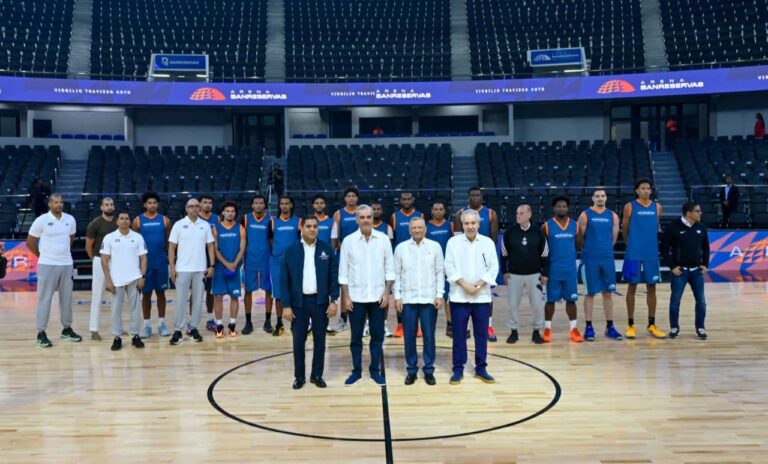 Presidente Abinader inaugura la remodelada Arena Banreservas Virgilio Travieso Soto