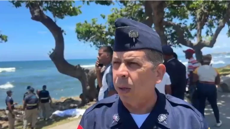 DICRIM investiga circunstancias de muerte de mujer en aguas del Malecón