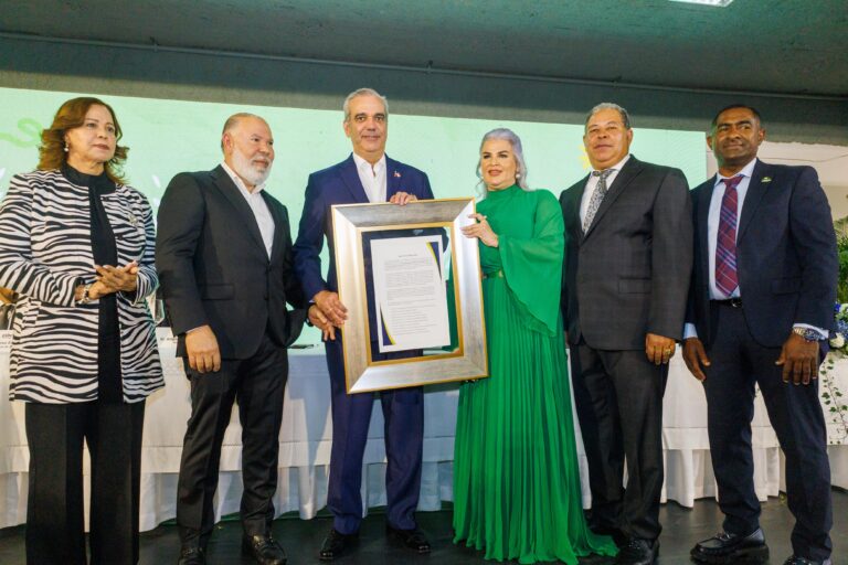 AMAPROSAN reconoce a Abinader por modernizar el Hospedaje Yaque
