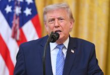 Trump pone en duda la integridad del sistema electoral y denuncia interferencias de China
