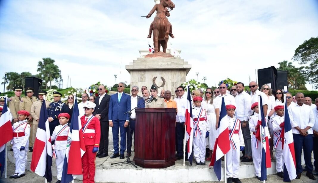 Autoridades de Santiago celebran el 163 aniversario de la Restauración de la Republica Autoridades de Santiago celebran el 163 aniversario de la Restauración de la Republica