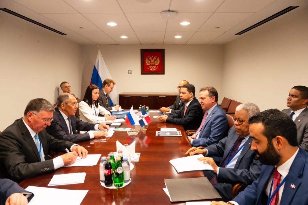 Canciller Bisonó fortalece diálogo de alto nivel con Rusia durante encuentro con Serguéi Lavrov Canciller Bisonó fortalece diálogo de alto nivel con Rusia durante encuentro con Serguéi Lavrov