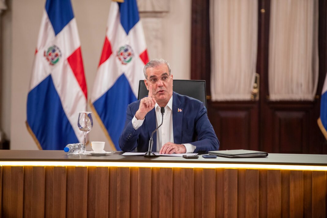 Abinader advierte que delincuentes serán capturados y enfrentarán nuevas penas Abinader advierte que delincuentes serán capturados y enfrentarán nuevas penas